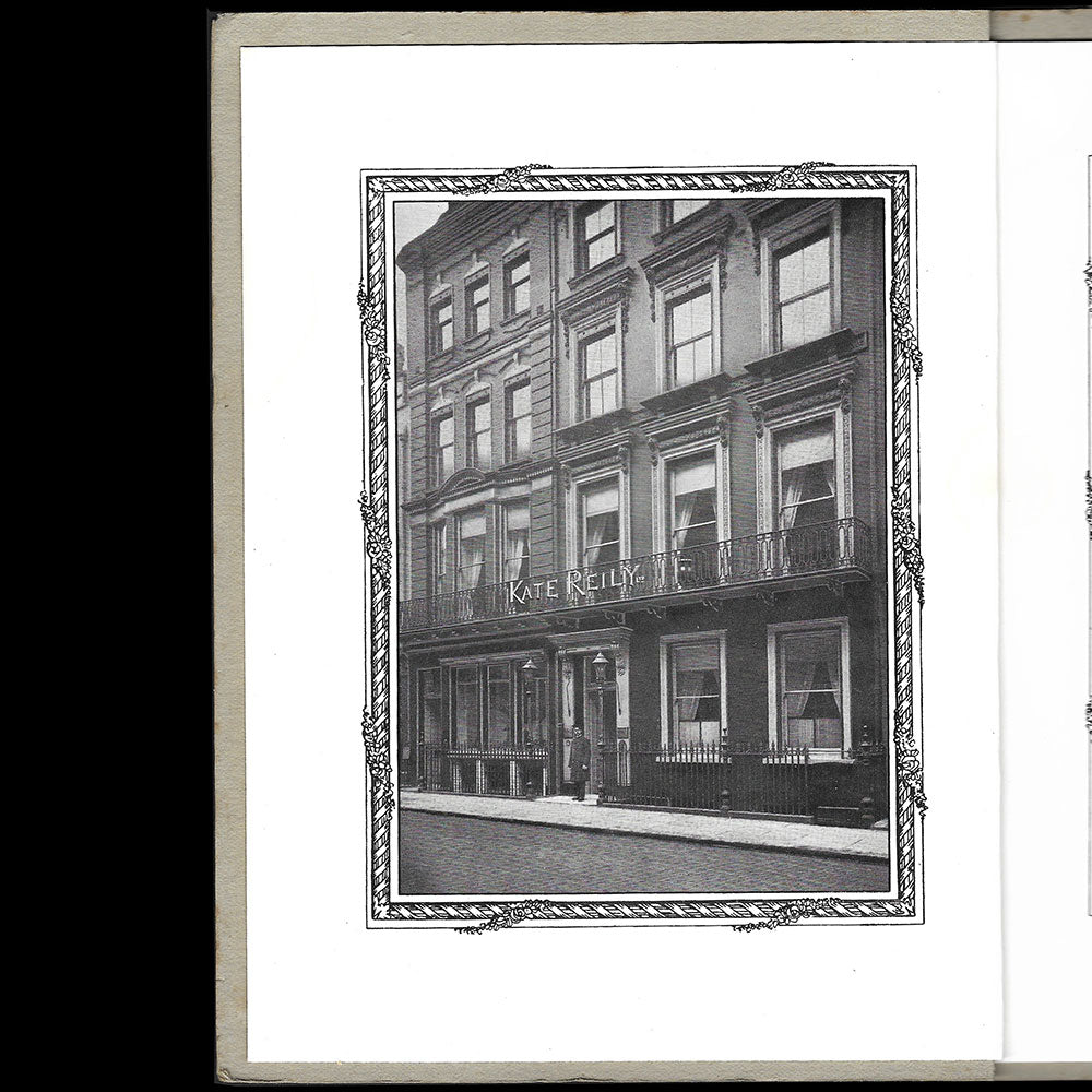 Kate Reily - Dressing England's Gentlewomen, 11 & 12 Dover Street Londres (1913)
