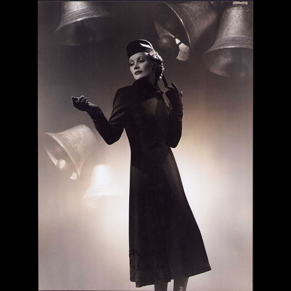 Marcel Rochas - Robe de jour, tirage de Dorvyne (1930s)