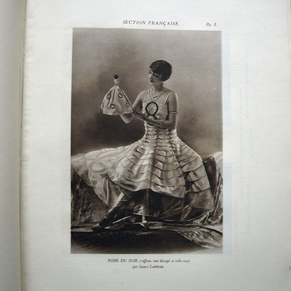 Exposition des Arts Décoratifs Paris 1925 - Rapport général classe 20 à 24, Parure